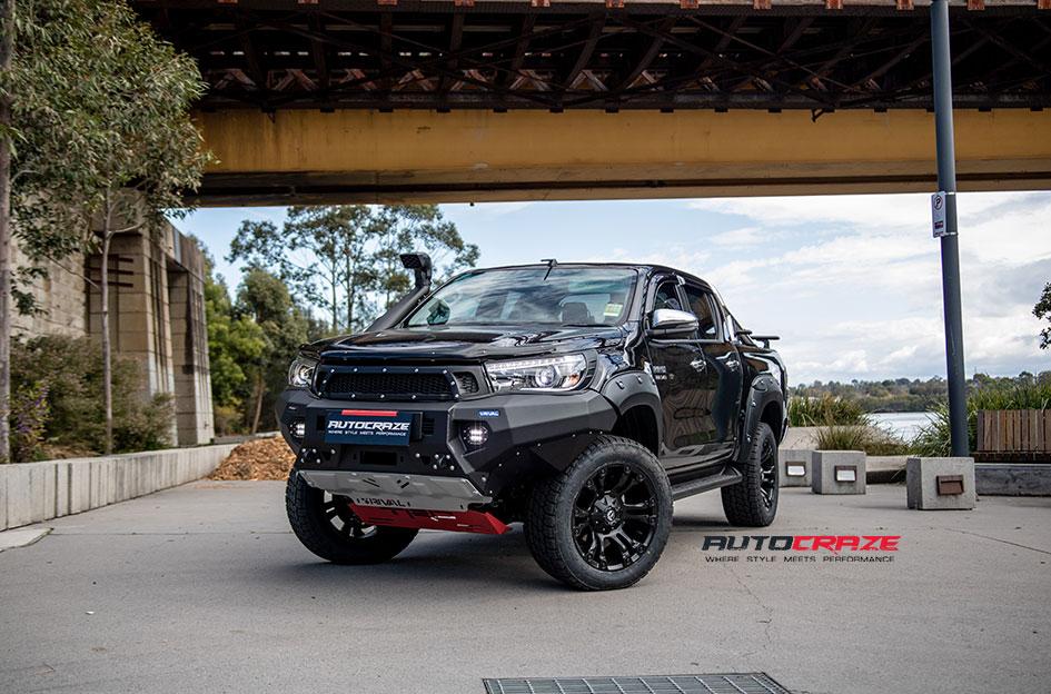 TOYOTA HILUX N80 4WD VAPOR MATTE BLACK